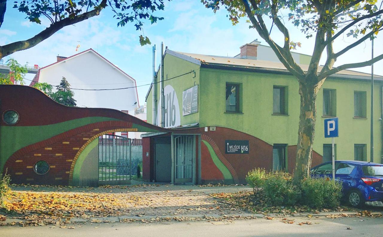 Wygodne Pokoje H16 Albergue Chorzów Exterior foto